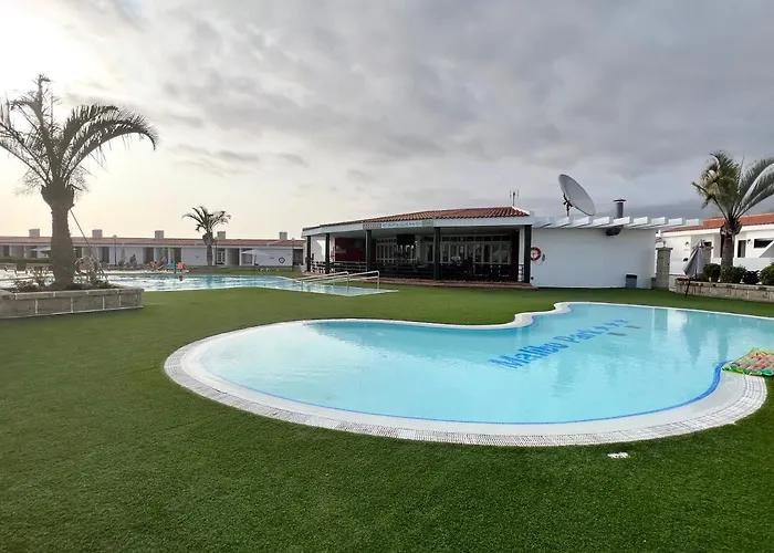 Lucy, Malibu Park Apartamento